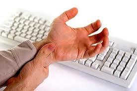 Keyboarding & Carpal Tunnel Syndrome: What's the Relationship?