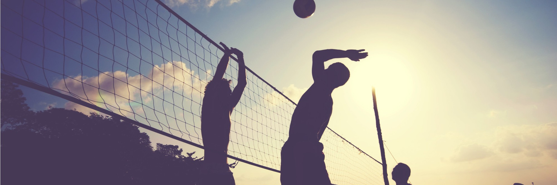 Prevent, Identify & Treat Common Volleyball Injuries With These 3 Steps ...