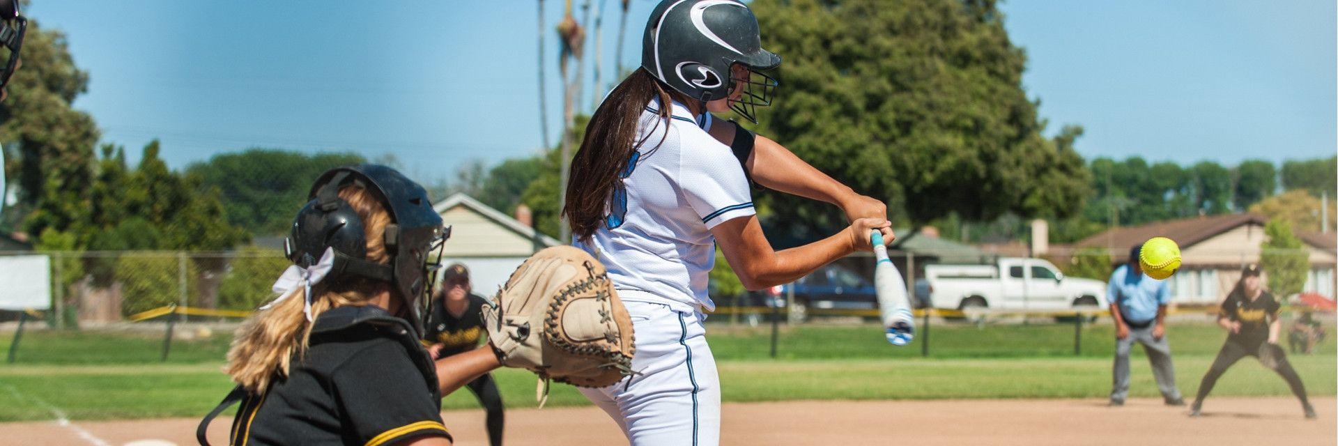 Softball Shoulder Injuries: Prevention & Treatment